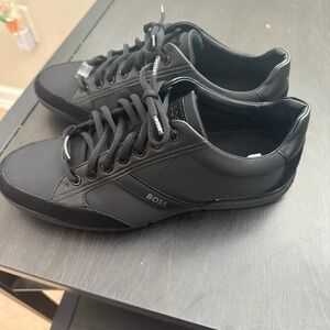 Hugo boss black mens sneakers size 9